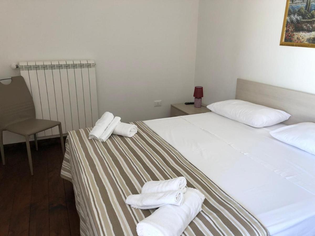 לבראנו B&B Ornella מראה חיצוני תמונה