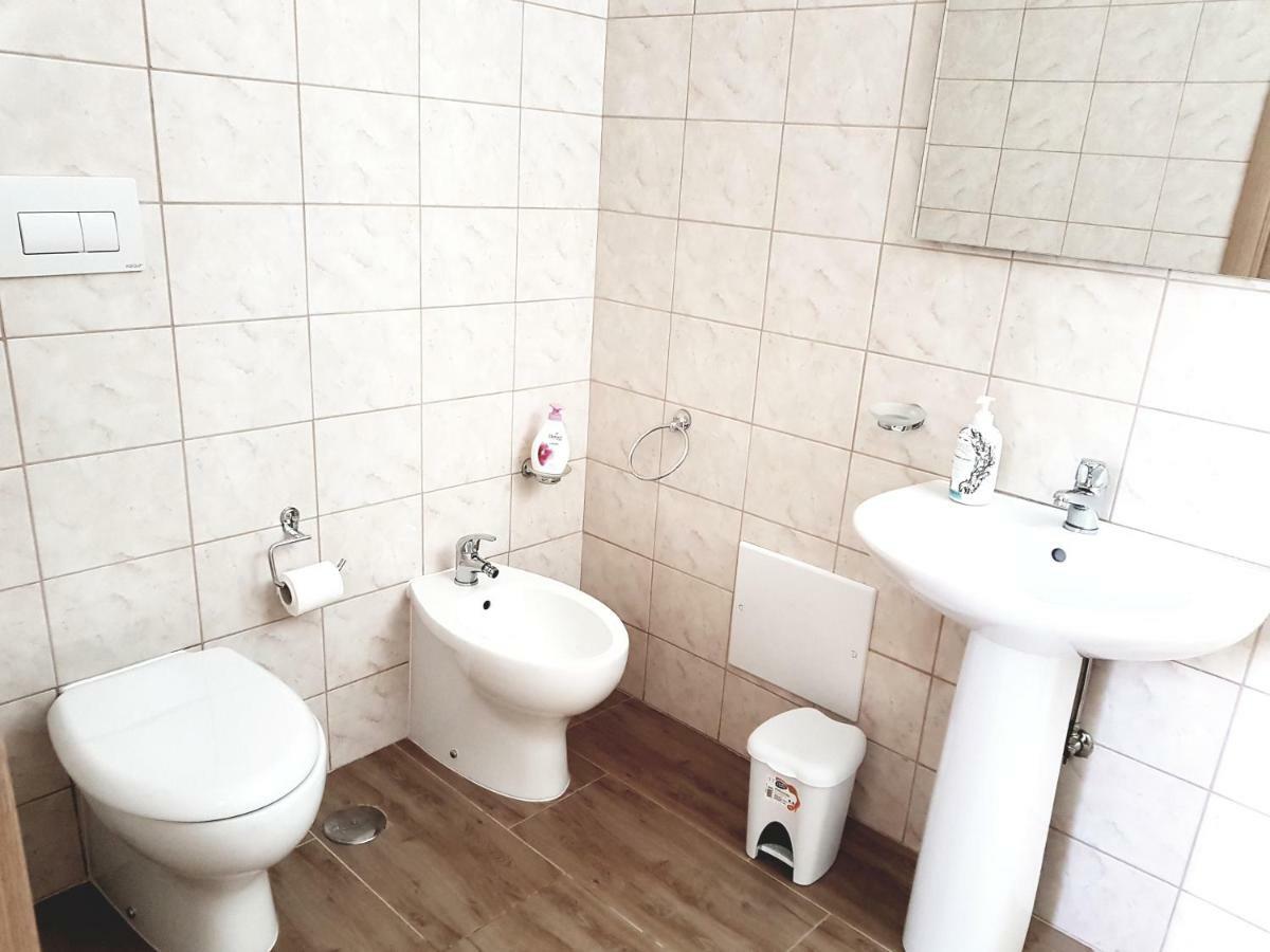 לבראנו B&B Ornella מראה חיצוני תמונה